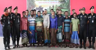 সুন্দরবনে আলিফ বাহিনীর ১৫ দস্যুর আত্মসমর্পণ
